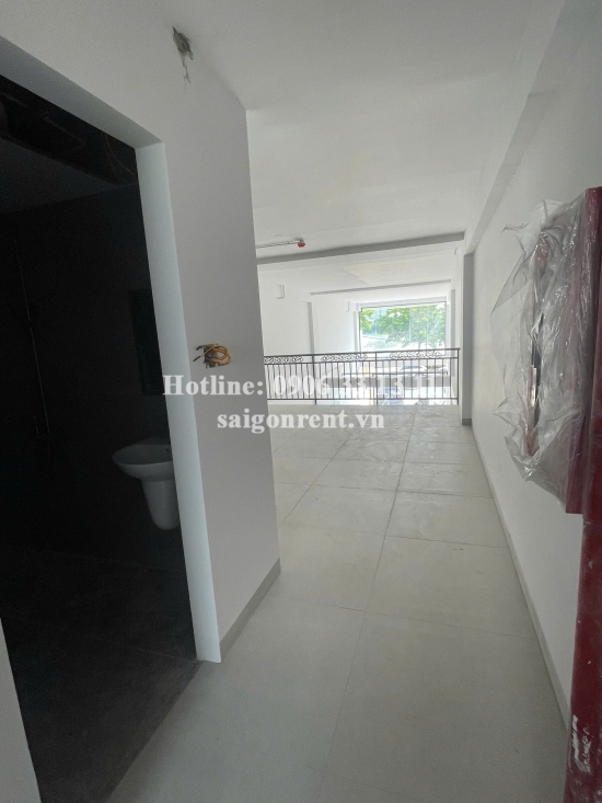 Cho thuê nhà 8/25 Đường số 49B - Mặt tiền Nguyễn Văn Hưởng, Thảo Điền, Quận 2, 260 triệu