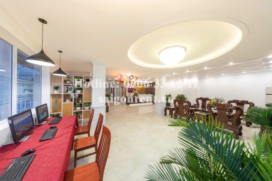 Cho thuê khách sạn 179 Hoàng Văn Thụ, Quận Phú Nhuận, 49 Phòng, 500 Triệu 
