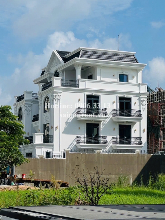 Cho thuê nhà BT1-08, Đường D5, Saigon Mystery Villas, Bình Trưng, 300 Triệu