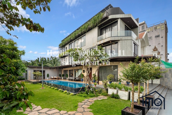 Villa for lease on La Xuan Oai street, Tang Nhon Phu A ward, 800sqm, 4500 USD
