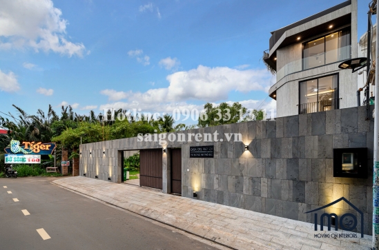 Villa for lease on La Xuan Oai street, Tang Nhon Phu A ward, 800sqm, 4500 USD
