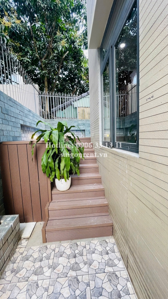 Villa for lease on Bat Nan street, Cat Lai ward, Ho Chi Minh city, 8 bedrooms, 700sqm, 5500 USD