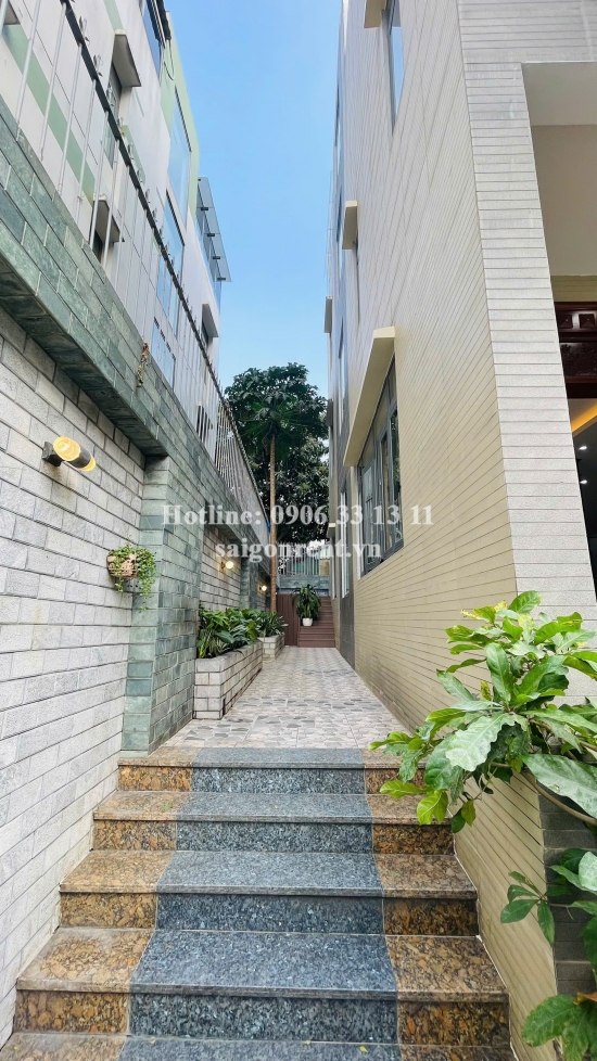 Villa for lease on Bat Nan street, Cat Lai ward, Ho Chi Minh city, 8 bedrooms, 700sqm, 5500 USD