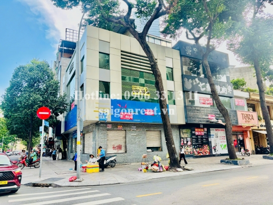 Street frontage house for rent in 2 4 6 Huynh Thuc Khang street, Sai Gon ward, 1000sqm, 15000$
