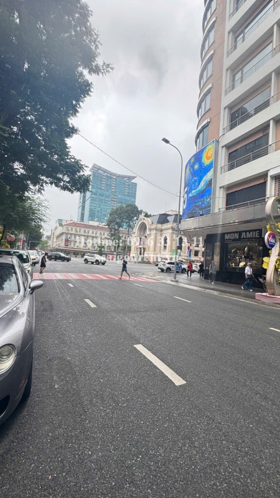 Office space for rent at 153/2 Dong Khoi street, Sai Gon ward, 130sqm, 3100$