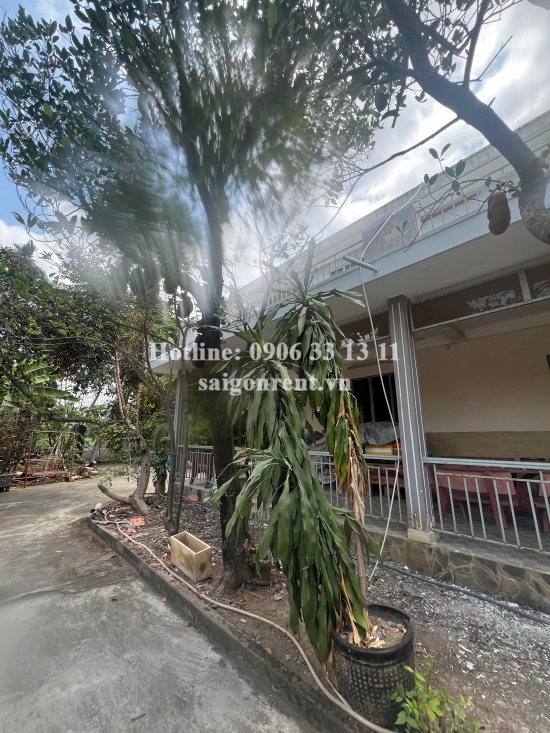 Bán biệt thự Sông Trao Trảo 30m đường Lò Lu, phường Long Phước, diện tích 1.483,4m2, giá 76 tỷ