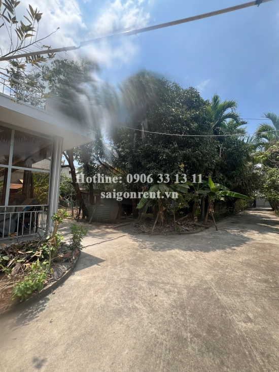 Bán biệt thự Sông Trao Trảo 30m đường Lò Lu, phường Long Phước, diện tích 1.483,4m2, giá 76 tỷ