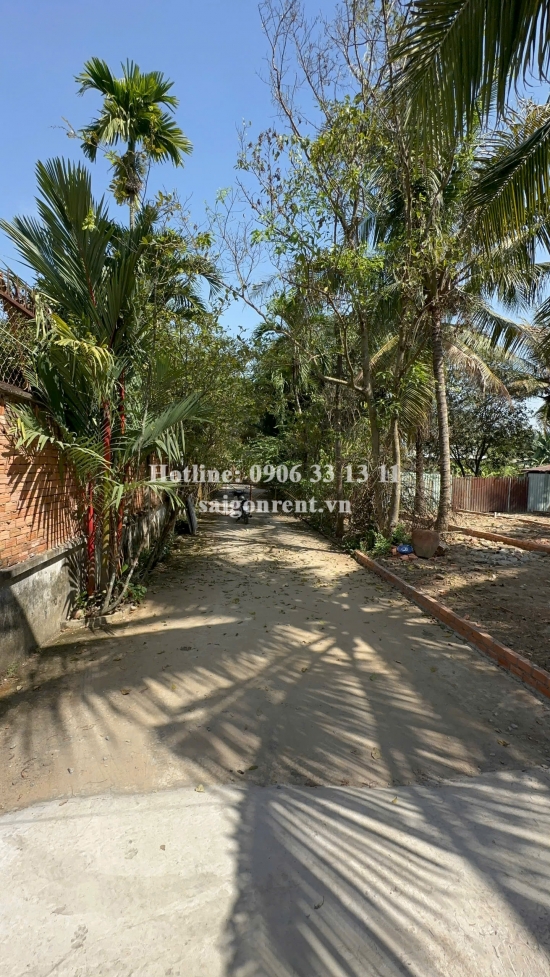 Bán biệt thự Sông Trao Trảo 30m đường Lò Lu, phường Long Phước, diện tích 1.483,4m2, giá 76 tỷ
