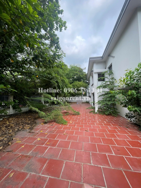 Villa for rent on Tran Van Sac street, An Khanh ward, 400sqm, 4650 USD