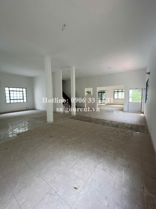 Villa for rent on Tran Van Sac street, An Khanh ward, 400sqm, 4650 USD