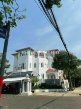 Properties For Sale/ Nhà Bán for rent in District 2 - Thu Duc City - Villa 155 Nguyễn Văn Hưởng,307m2,3 mặt tiền Giá 110 Tỷ