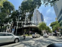 Cho thuê khách sạn góc 2MT 12 Lý Tự Trọng + Chu Mạnh Trinh, phường Sài Gòn, Thành phố Hồ Chí Minh, 140 Phòng, cho thuê giá 3,9 tỷ/ tháng