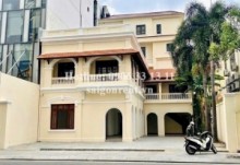 Cho thuê Biệt Thự 110 Lý Chính Thắng, Quận 3,180 Triệu