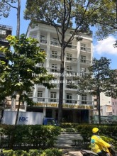 Cho thuê khách sạn 108-110 Châu Văn Liêm, Quận 5, 50 Phòng, 650 Triệu